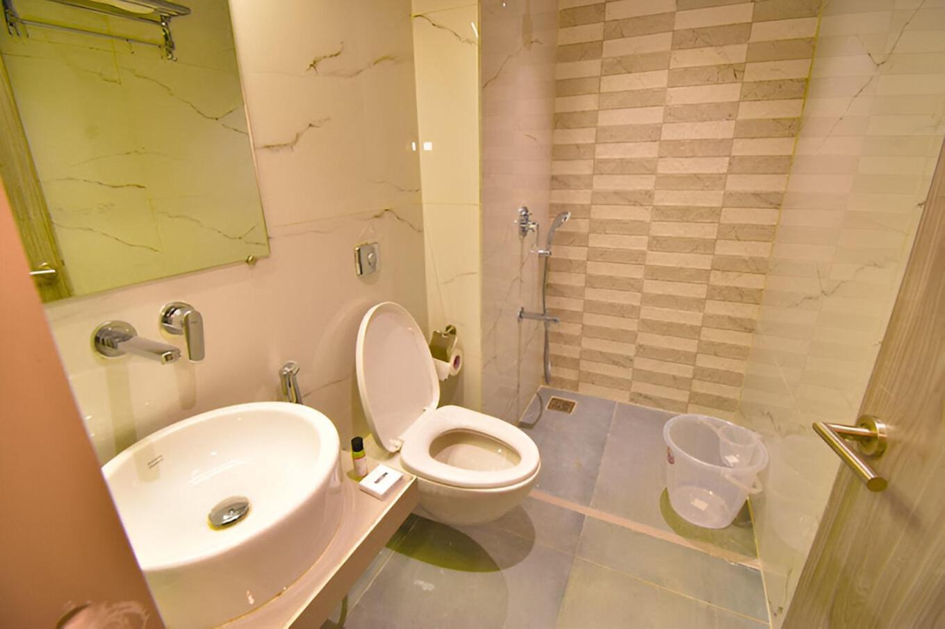 Glitz Hotels La Dahlia - Premium Thane Zewnętrze zdjęcie