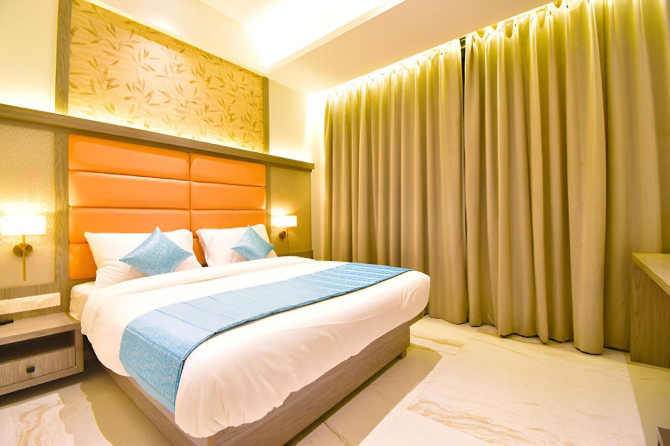 Glitz Hotels La Dahlia - Premium Thane Zewnętrze zdjęcie