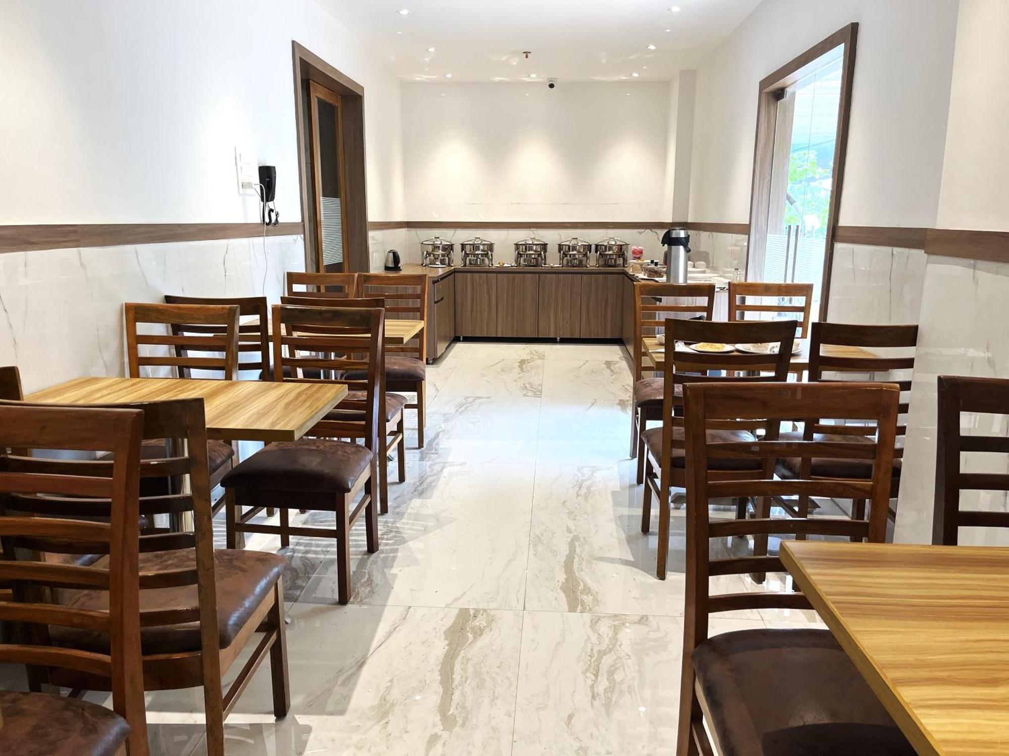 Glitz Hotels La Dahlia - Premium Thane Zewnętrze zdjęcie